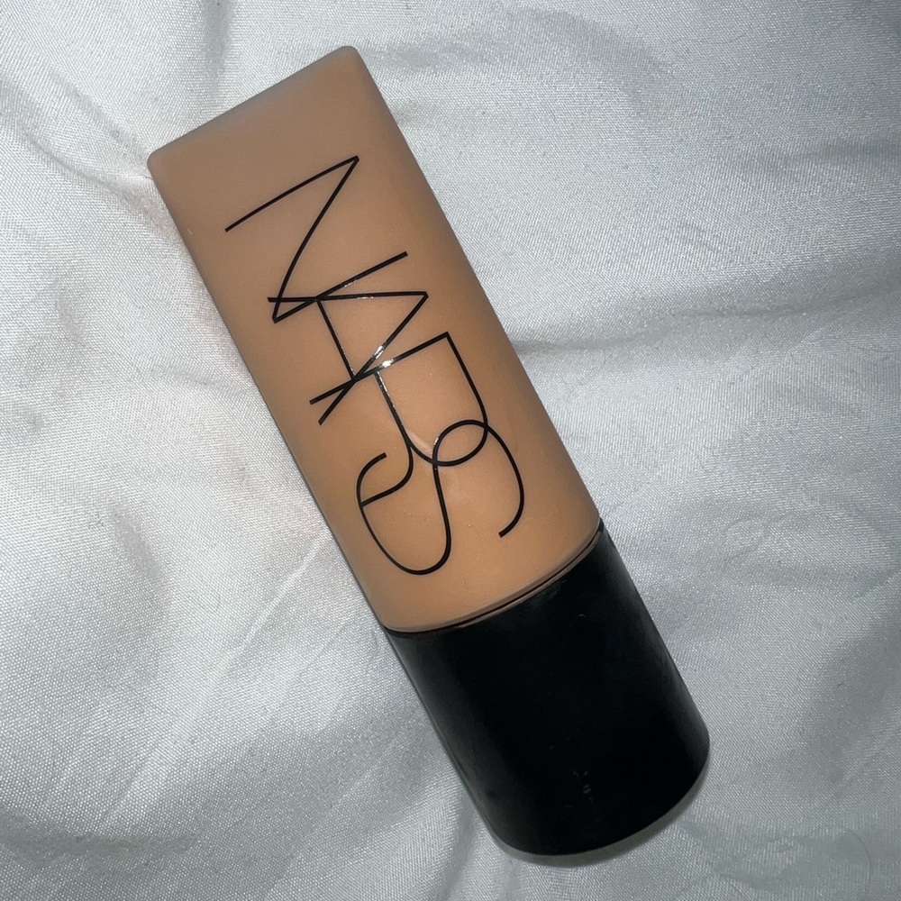 NARS SOFT MATTE SYRACUSE